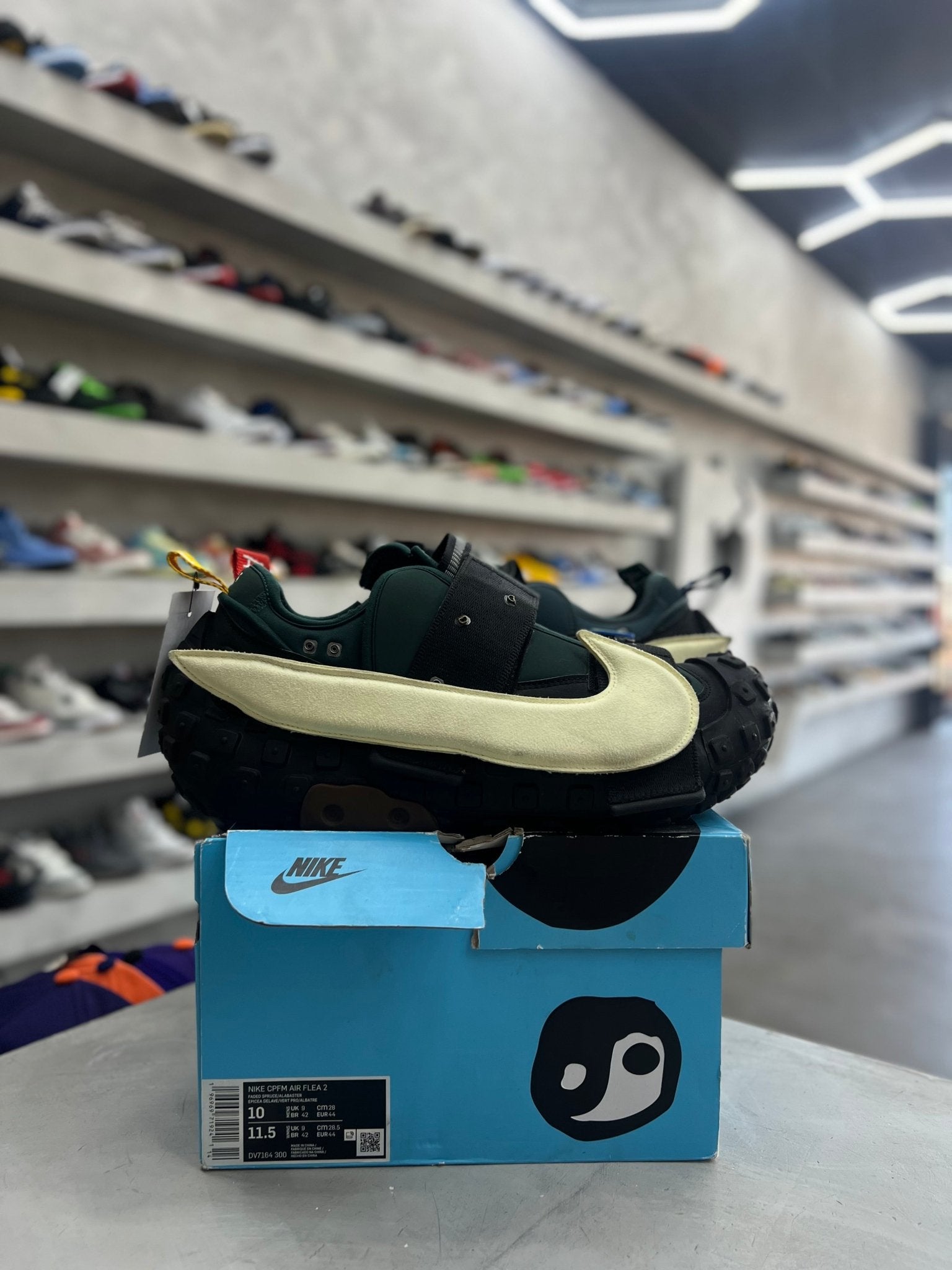 Nike CPFM Air Flea 2 Cactus Plant Flea Market Faded Spruce Sz 10 (PREOWNED) - Restock AveNike CPFM Air Flea 2 Cactus Plant Flea Market Faded Spruce Sz 10 (PREOWNED)Restock AveRestock Ave10Restock Ave