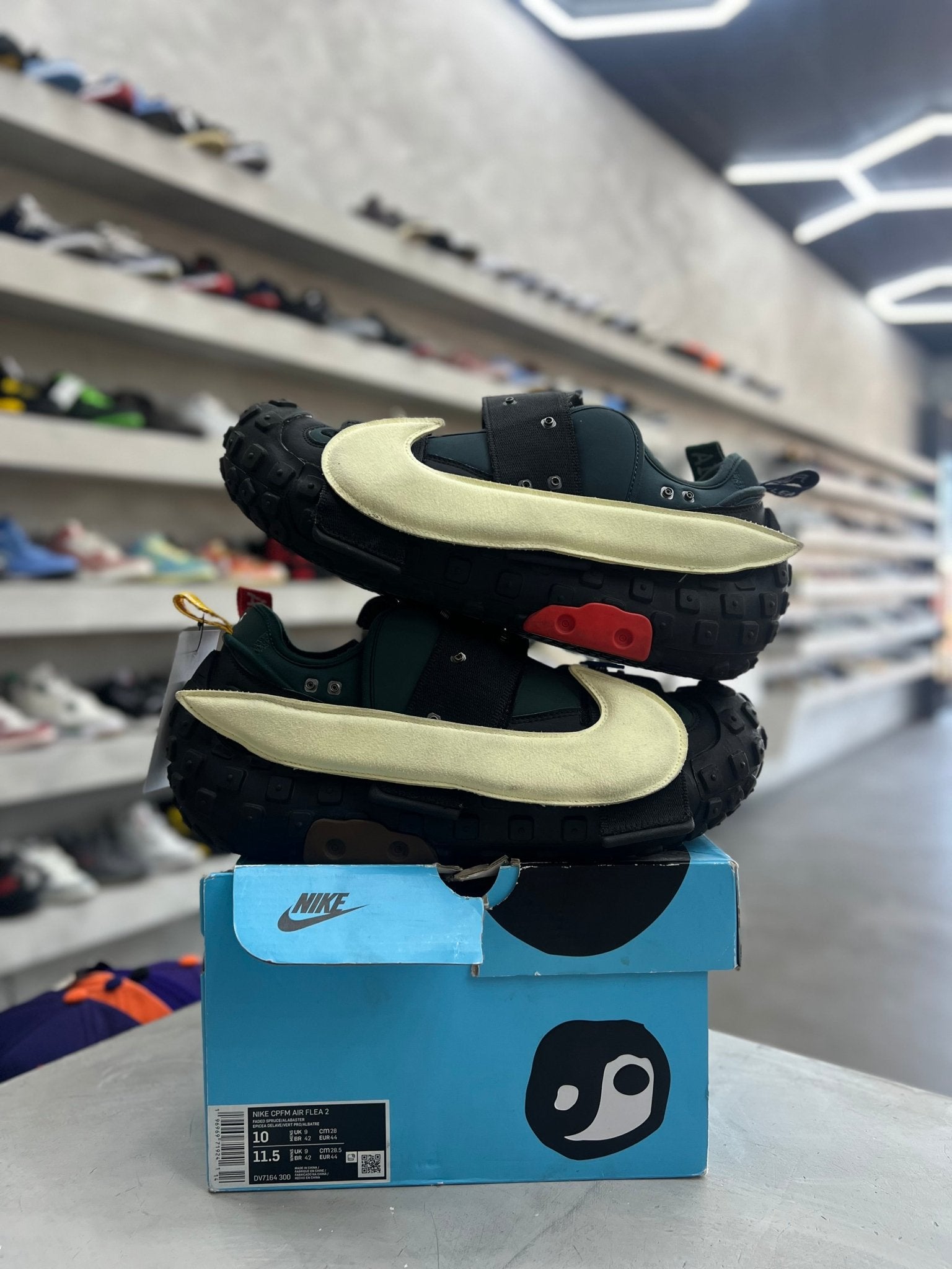 Nike CPFM Air Flea 2 Cactus Plant Flea Market Faded Spruce Sz 10 (PREOWNED) - Restock AveNike CPFM Air Flea 2 Cactus Plant Flea Market Faded Spruce Sz 10 (PREOWNED)Restock AveRestock Ave10Restock Ave