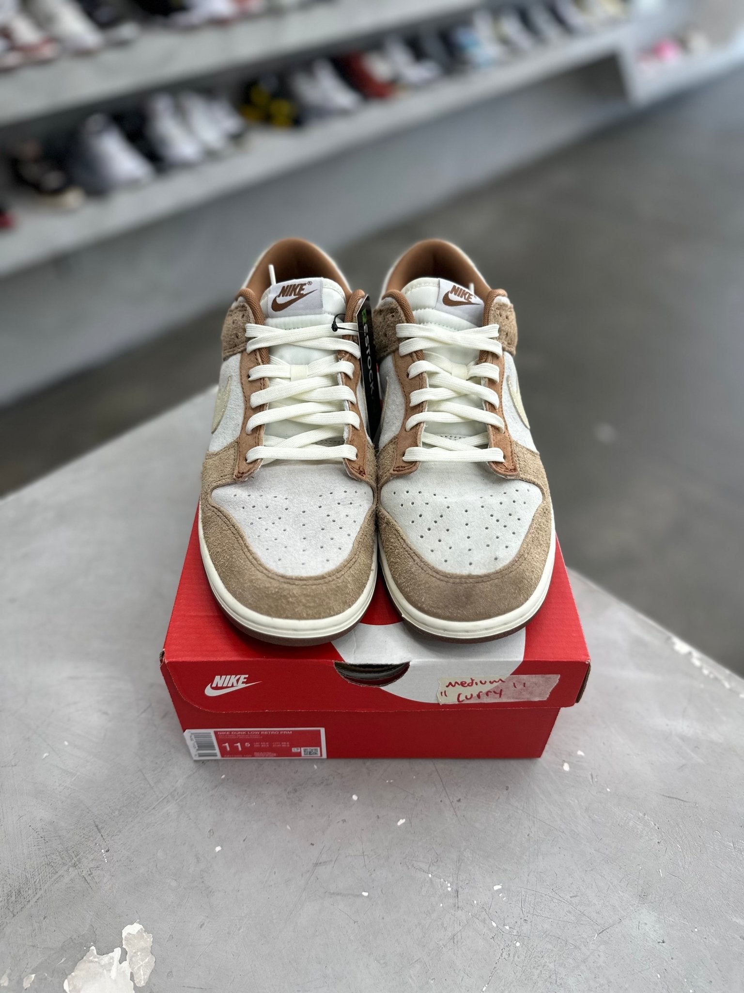Nike Dunk Low Medium Curry Sz 11.5 (PREOWNED) - Restock AveNike Dunk Low Medium Curry Sz 11.5 (PREOWNED)Restock AveRestock Ave11.513001075Restock Ave