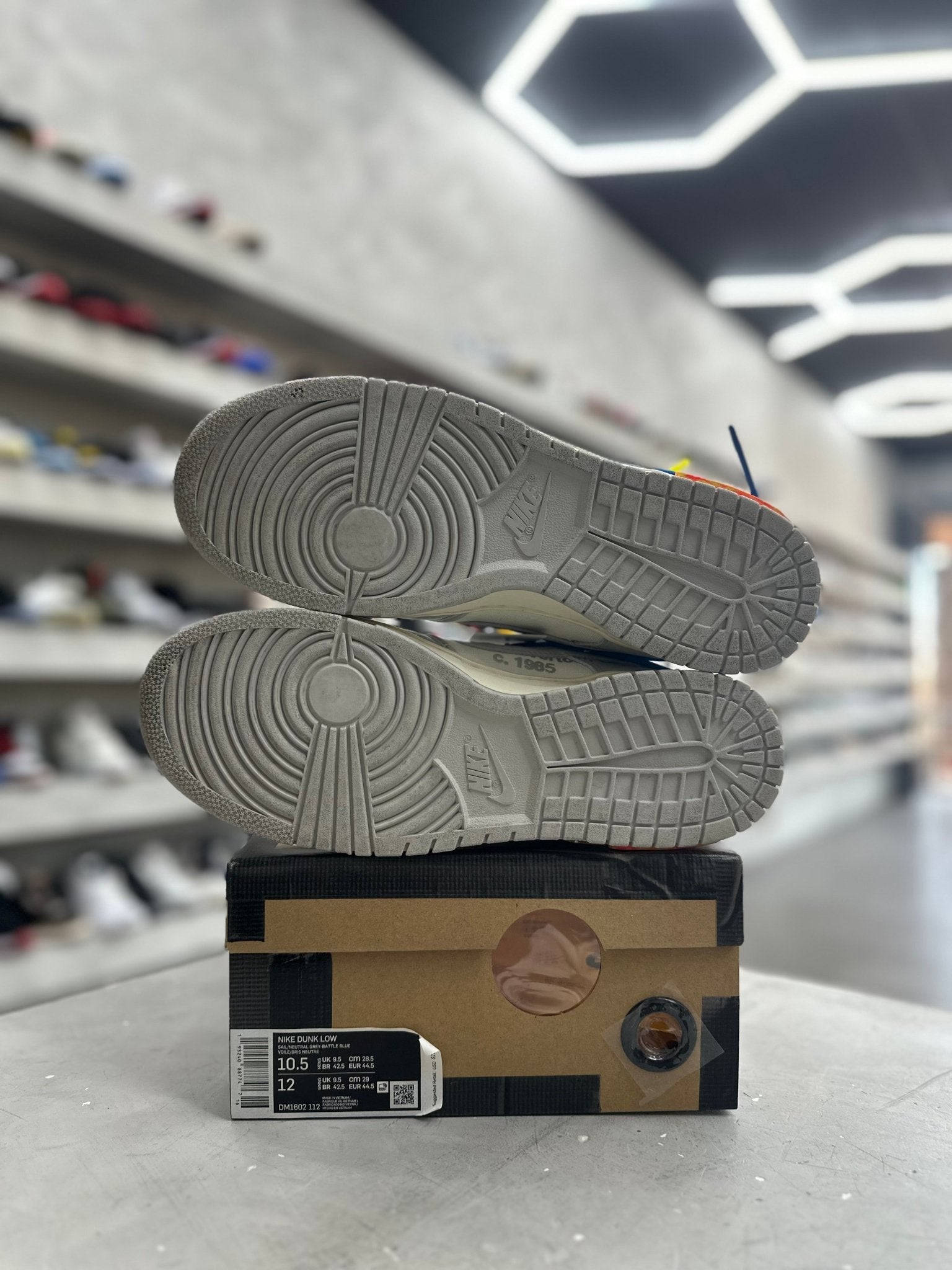 Nike Dunk Low Off-White Lot 10 Sz 10.5 (PREOWNED) - Restock AveNike Dunk Low Off-White Lot 10 Sz 10.5 (PREOWNED)Restock AveRestock Ave10.5Restock Ave