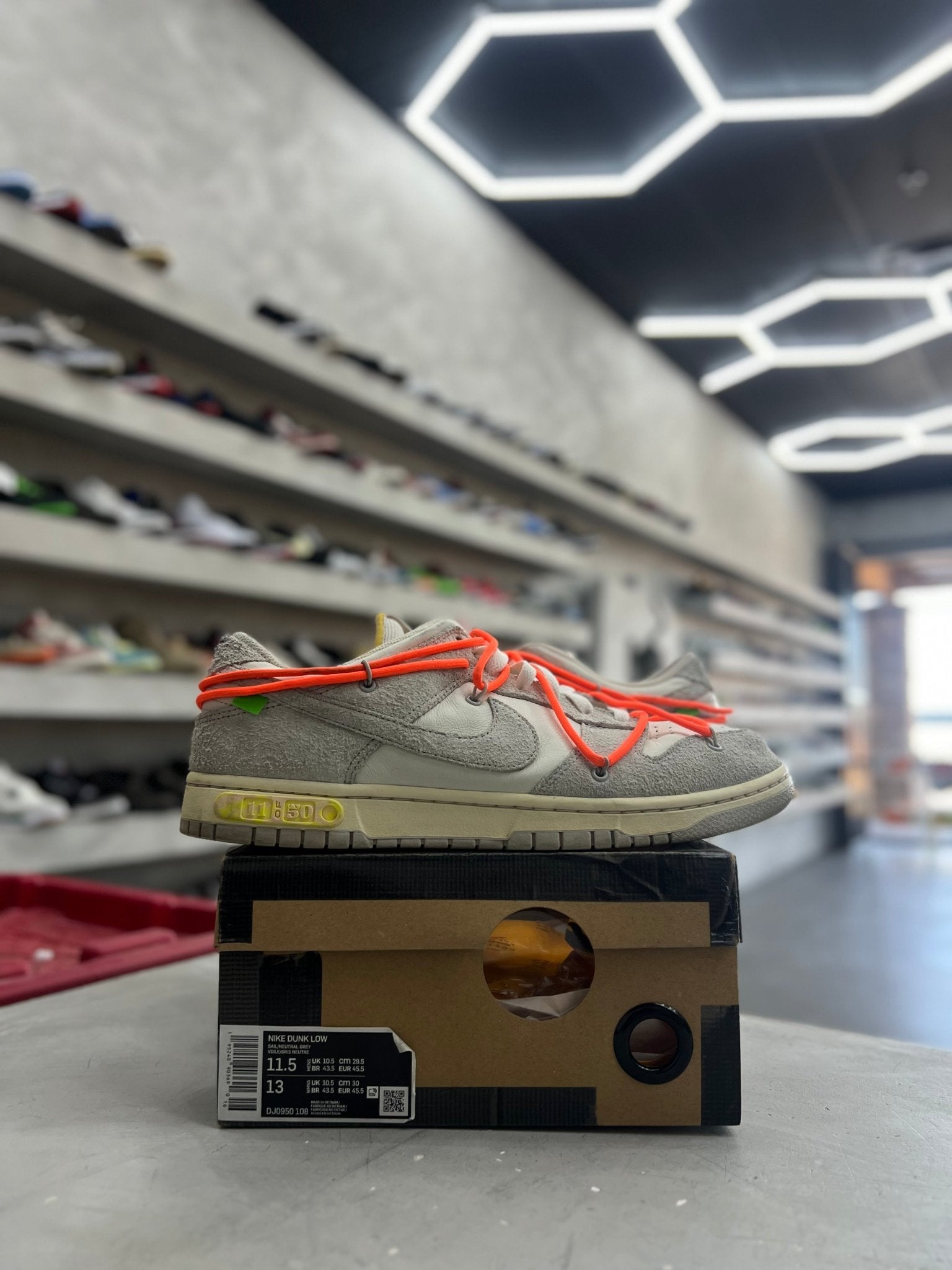 Nike Dunk Low Off - White Lot 11 Sz 11.5 (PREOWNED) - Restock AveNike Dunk Low Off - White Lot 11 Sz 11.5 (PREOWNED)Restock AveRestock Ave11.5Restock Ave