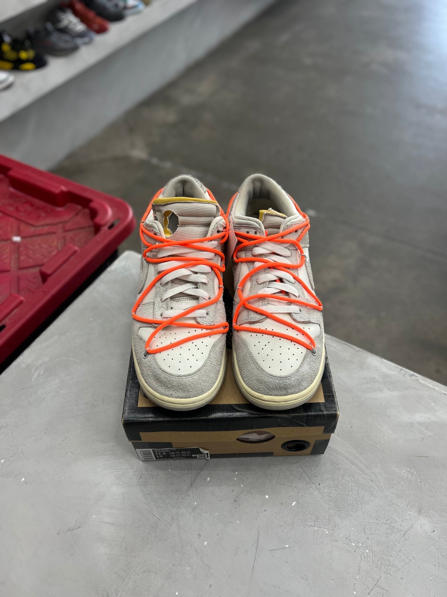 Nike Dunk Low Off - White Lot 11 Sz 11.5 (PREOWNED) - Restock AveNike Dunk Low Off - White Lot 11 Sz 11.5 (PREOWNED)Restock AveRestock Ave11.5Restock Ave