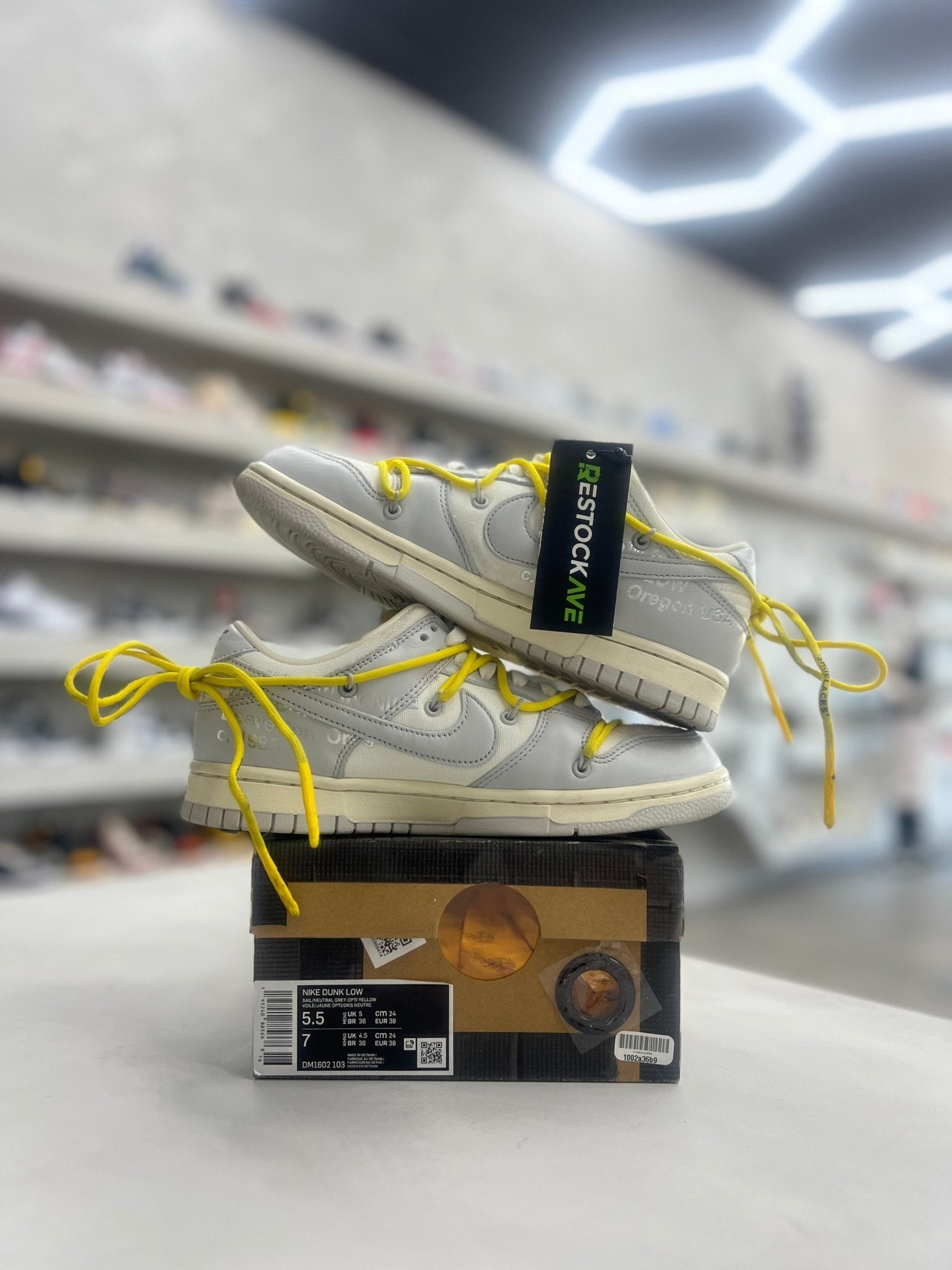 off white dunks lot 16