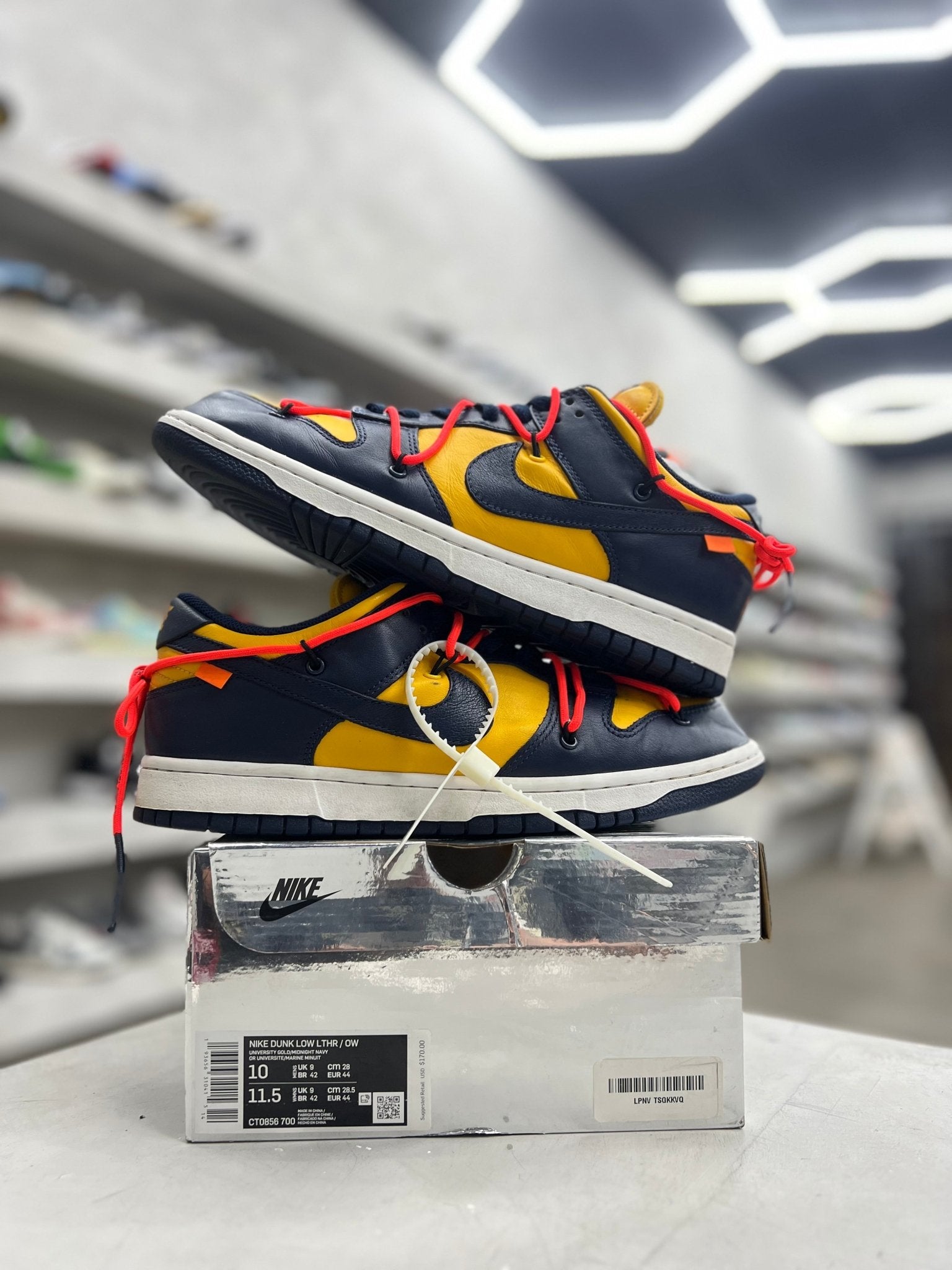 Nike Dunk Low Off - White University Gold Sz 10 (PREOWNED) - Restock AveNike Dunk Low Off - White University Gold Sz 10 (PREOWNED)Restock AveRestock Ave10Restock Ave