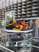 NIKE DUNK LOW OFF - WHITE UNIVERSITY GOLD SZ 9.5 (PREOWNED) - Restock AveNIKE DUNK LOW OFF - WHITE UNIVERSITY GOLD SZ 9.5 (PREOWNED)Restock AveRestock Ave9.574665843Restock Ave