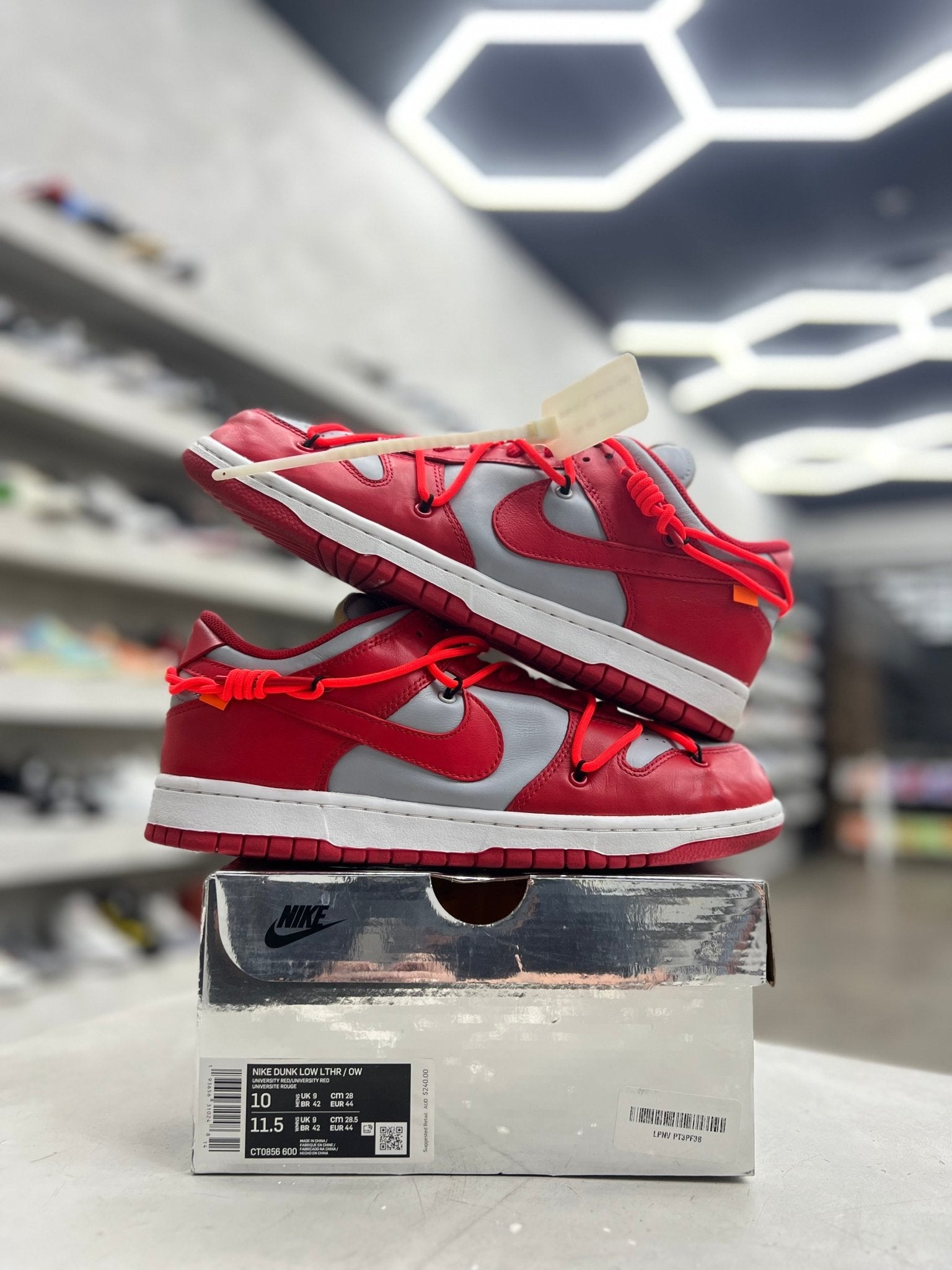 Nike Dunk Low Off - White University Red Sz 10 (PREOWNED) - Restock AveNike Dunk Low Off - White University Red Sz 10 (PREOWNED)Restock AveRestock Ave10Restock Ave