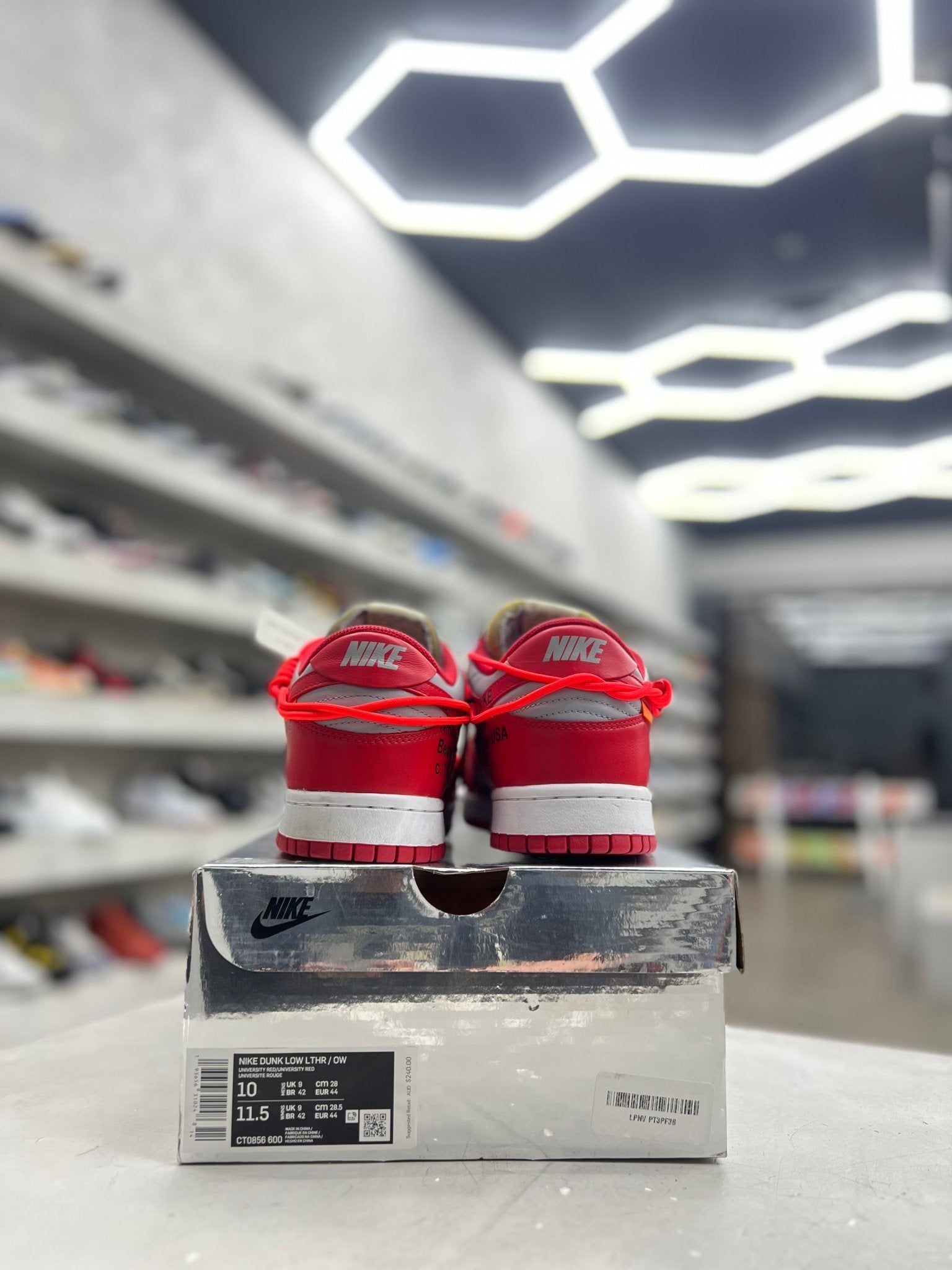 Nike Dunk Low Off - White University Red Sz 10 (PREOWNED) - Restock AveNike Dunk Low Off - White University Red Sz 10 (PREOWNED)Restock AveRestock Ave10Restock Ave