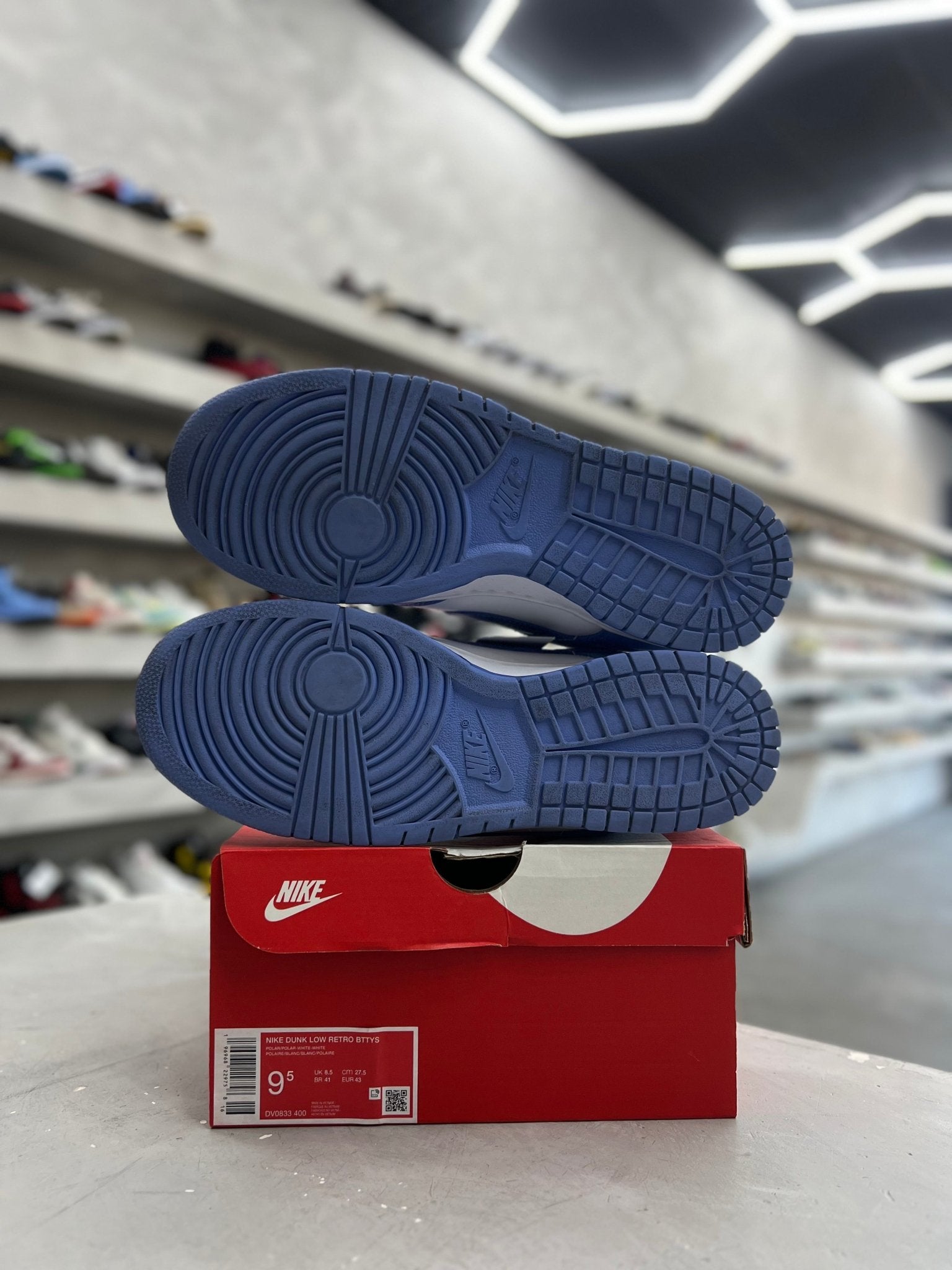 Nike Dunk Low Polar Blue Sz 9.5 (PREOWNED) - Restock AveNike Dunk Low Polar Blue Sz 9.5 (PREOWNED)Restock AveRestock Ave9.5Restock Ave