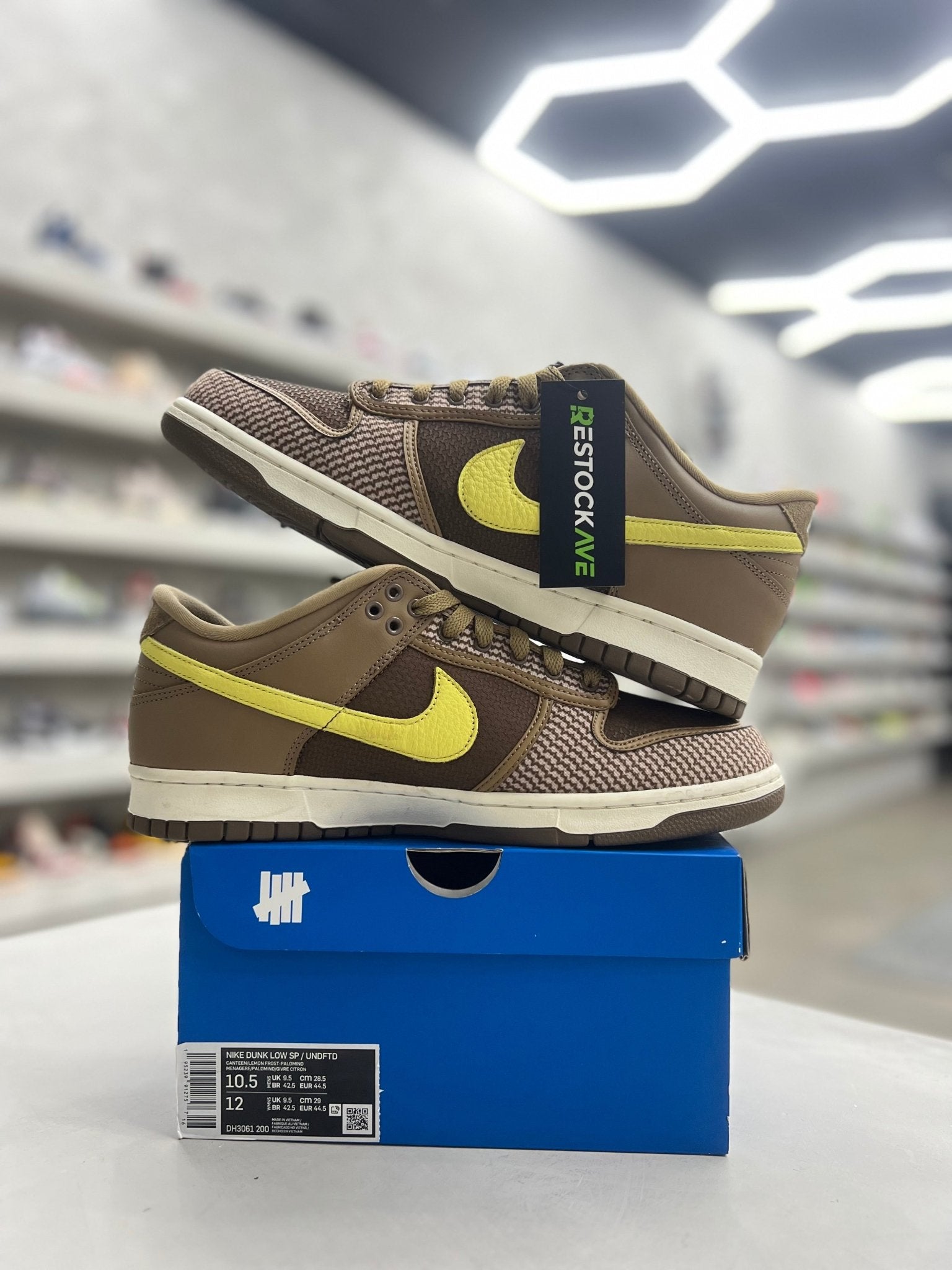 Nike Dunk Low SP Undefeated Canteen Dunk vs. AF1 Pack Sz 10.5 (PREOWNED) - Restock AveNike Dunk Low SP Undefeated Canteen Dunk vs. AF1 Pack Sz 10.5 (PREOWNED)Restock AveRestock Ave10.541829235Restock Ave