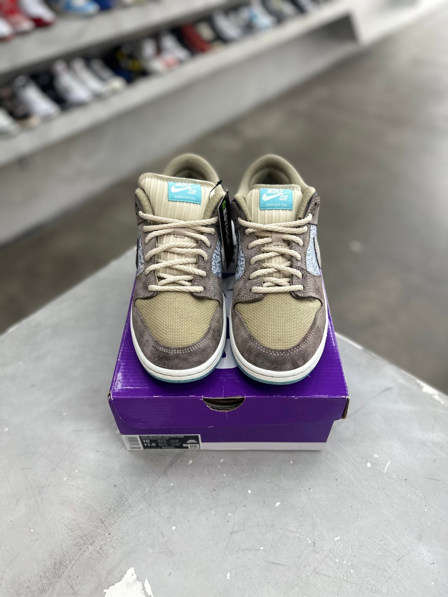Nike SB Dunk Low Big Money Savings Sz 10 (PREOWNED) - Restock AveNike SB Dunk Low Big Money Savings Sz 10 (PREOWNED)Restock AveRestock Ave10Restock Ave