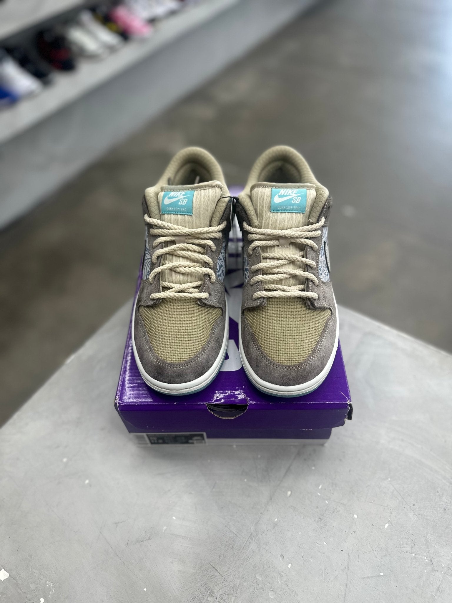 Nike SB Dunk Low Big Money Savings Sz 10 (PREOWNED) - Restock AveNike SB Dunk Low Big Money Savings Sz 10 (PREOWNED)Restock AveRestock Ave10Restock Ave