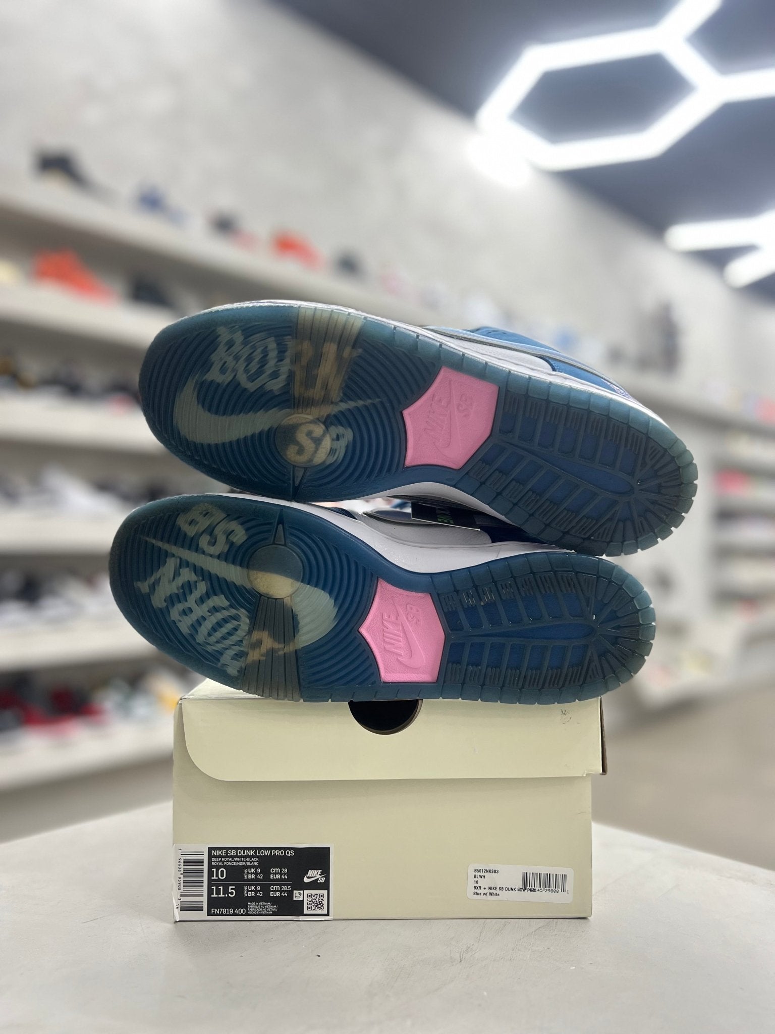 Nike SB Dunk Low Born X Raised One Block At A Time Sz 10 (PREOWNED) - Restock AveNike SB Dunk Low Born X Raised One Block At A Time Sz 10 (PREOWNED)Restock AveRestock Ave1008187763Restock Ave