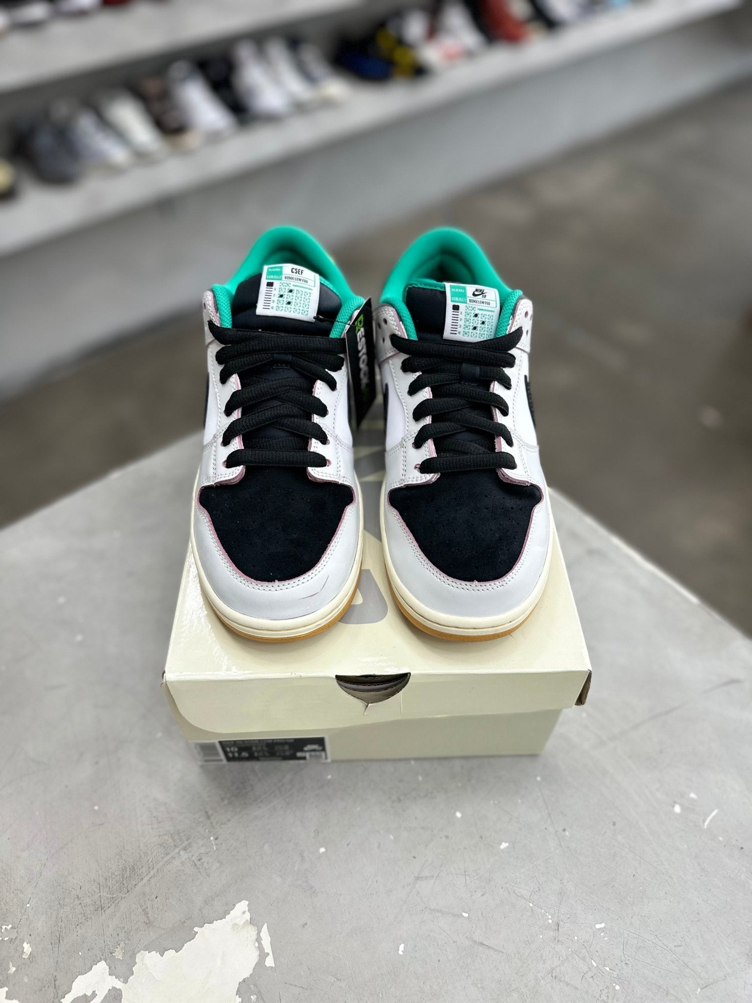 Nike SB Dunk Low CSEF Sz 10 (PREOWNED) - Restock AveNike SB Dunk Low CSEF Sz 10 (PREOWNED)Restock AveRestock Ave10Restock Ave