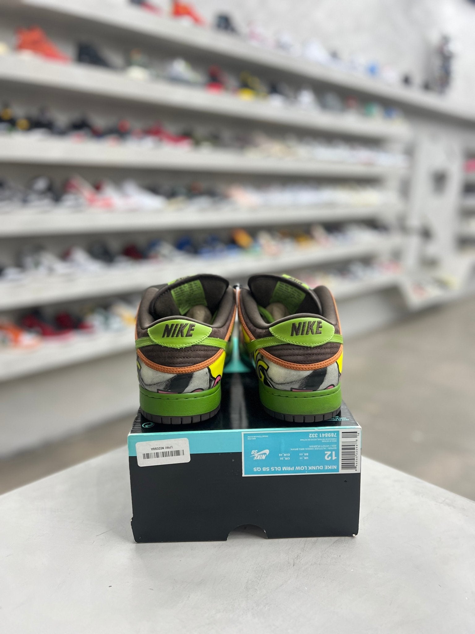 Nike SB Dunk Low De La Soul Sz 12 (PREOWNED) - Restock AveNike SB Dunk Low De La Soul Sz 12 (PREOWNED)Restock AveRestock Ave1286797683Restock Ave
