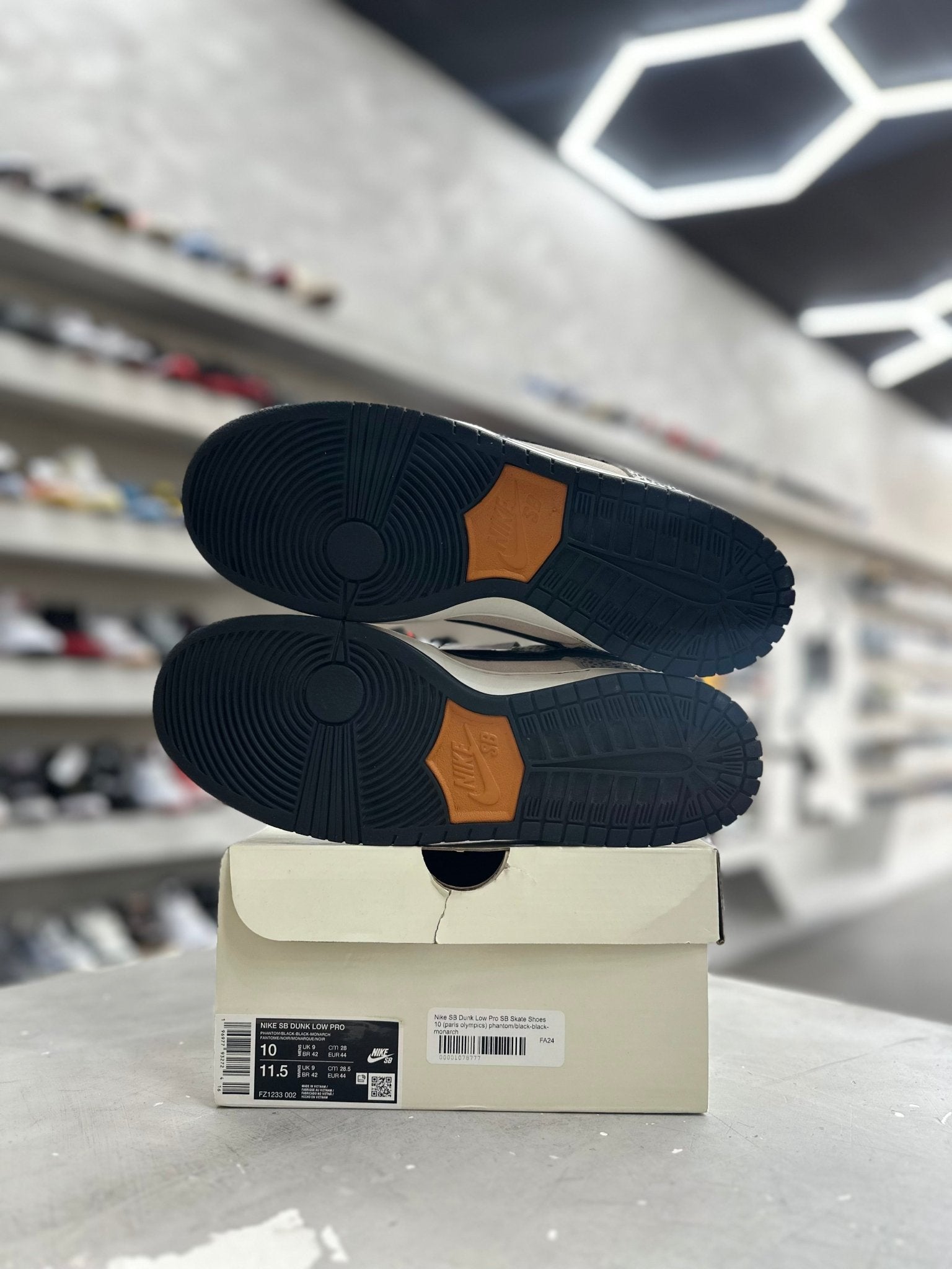 Nike SB Dunk Low Electric Pack Olympic Safari Sz 10 (PREOWNED) - Restock AveNike SB Dunk Low Electric Pack Olympic Safari Sz 10 (PREOWNED)Restock AveRestock Ave10Restock Ave