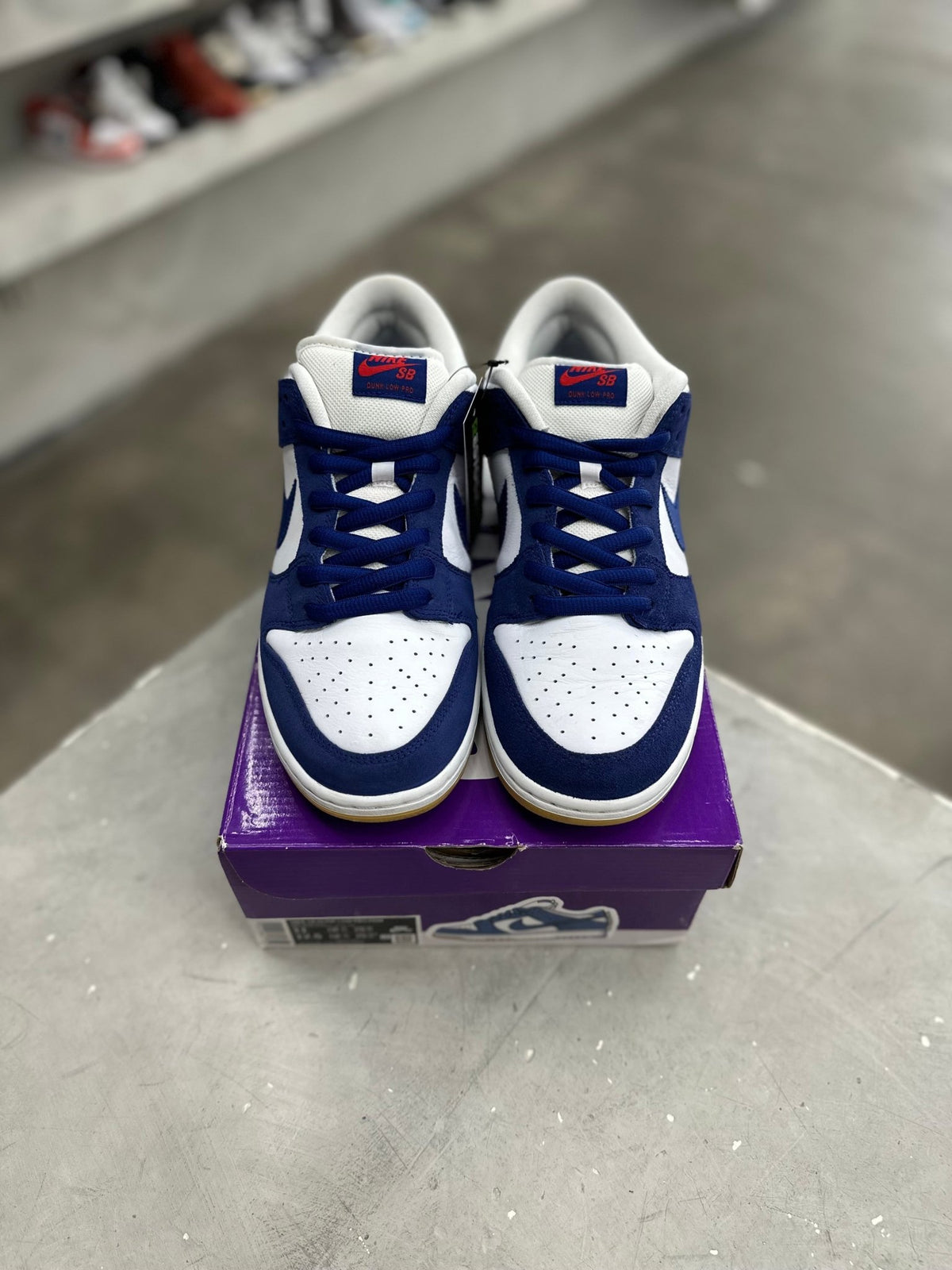 Nike SB Dunk Low Los Angeles Dodgers Sz 11 (PREOWNED) - Restock AveNike SB Dunk Low Los Angeles Dodgers Sz 11 (PREOWNED)Restock AveRestock Ave1177910643Restock Ave