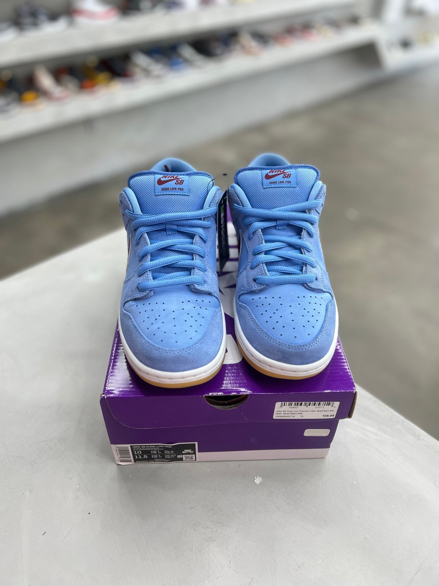 Nike SB Dunk Low Philadelphia Phillies Sz 10 (PREOWNED) - Restock AveNike SB Dunk Low Philadelphia Phillies Sz 10 (PREOWNED)Restock AveRestock Ave1079084403Restock Ave