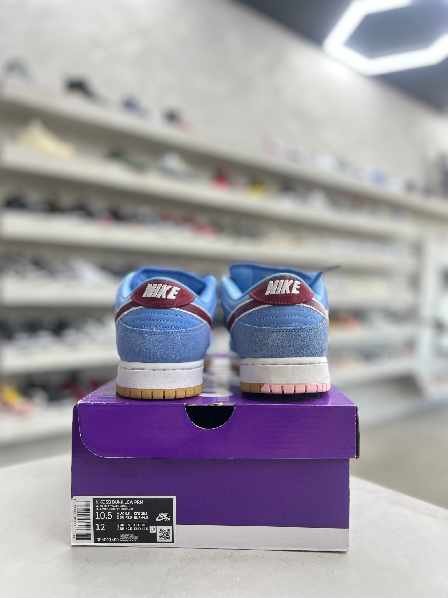 Nike SB Dunk Low Philadelphia Phillies Sz 10.5 (PREOWNED) - Restock AveNike SB Dunk Low Philadelphia Phillies Sz 10.5 (PREOWNED)Restock AveRestock Ave10.547556467Restock Ave