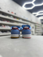 Nike SB Dunk Low Philadelphia Phillies Sz 9 (PREOWNED) (NO BOX) - Restock AveNike SB Dunk Low Philadelphia Phillies Sz 9 (PREOWNED) (NO BOX)Restock AveRestock Ave9Restock Ave
