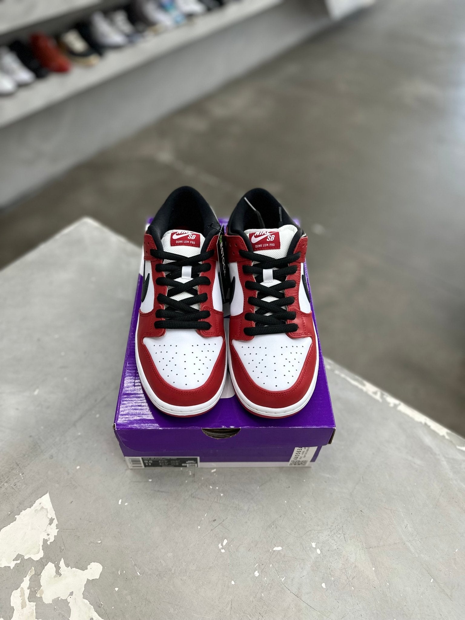 Nike SB Dunk Low Pro J-Pack Chicago Sz 9.5 (PREOWNED) - Restock AveNike SB Dunk Low Pro J-Pack Chicago Sz 9.5 (PREOWNED)Restock AveRestock Ave9.5Restock Ave