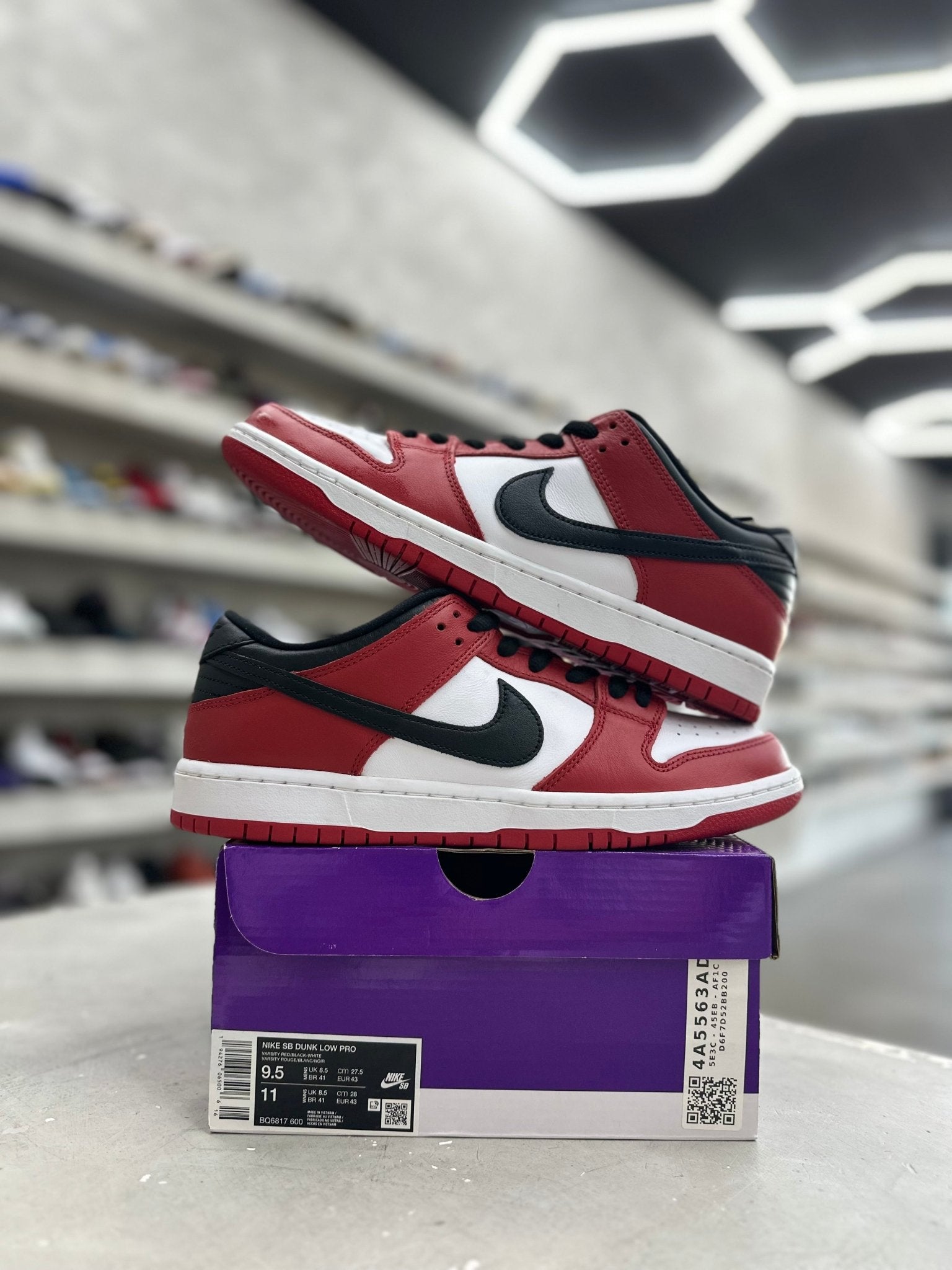 Nike SB Dunk Low Pro J-Pack Chicago Sz 9.5 (PREOWNED) - Restock AveNike SB Dunk Low Pro J-Pack Chicago Sz 9.5 (PREOWNED)Restock AveRestock Ave9.5Restock Ave