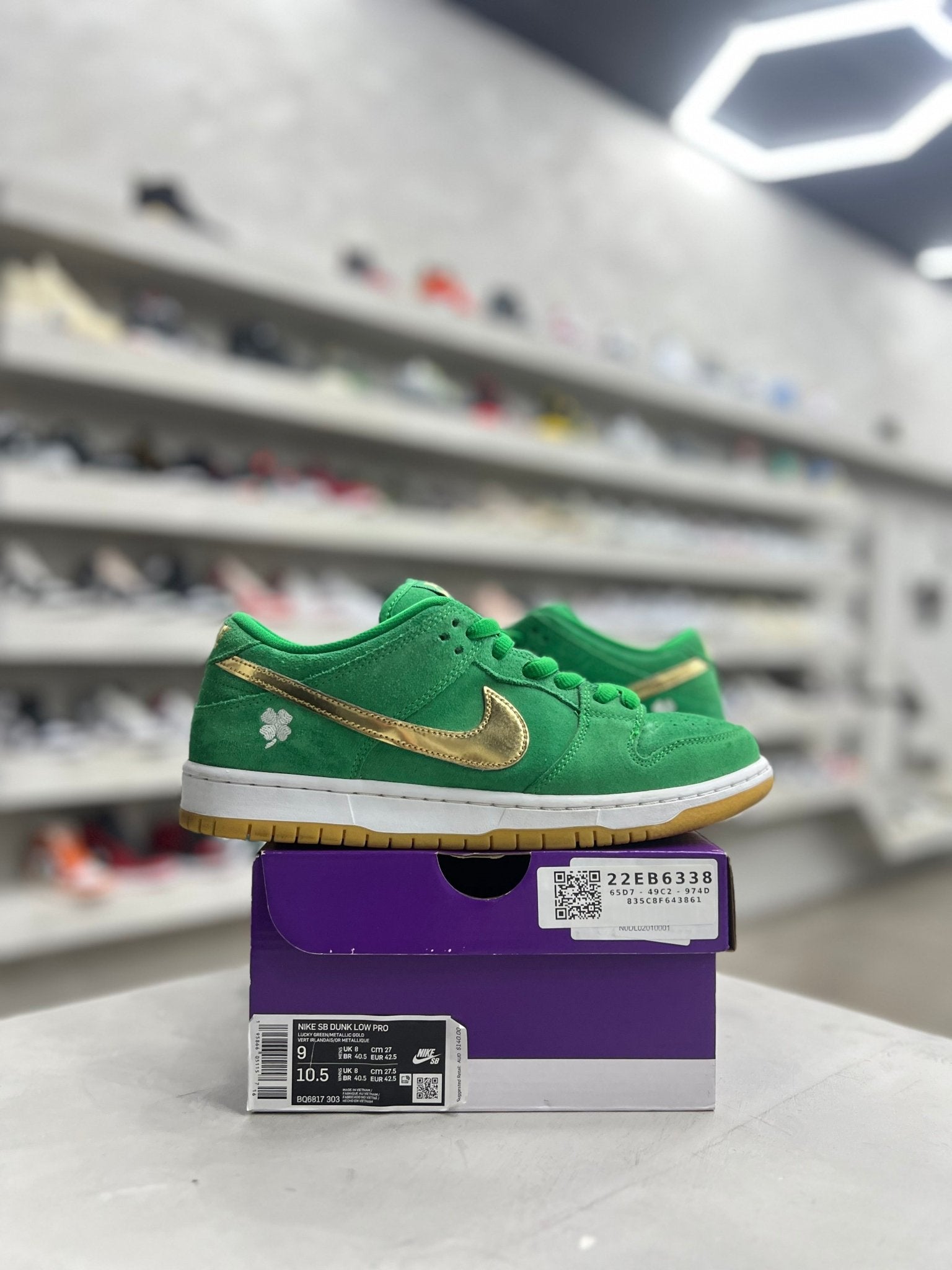 Nike SB Dunk Low Pro St. Patrick's Day Sz 9 (PREOWNED) - Restock AveNike SB Dunk Low Pro St. Patrick's Day Sz 9 (PREOWNED)Restock AveRestock Ave9Restock Ave