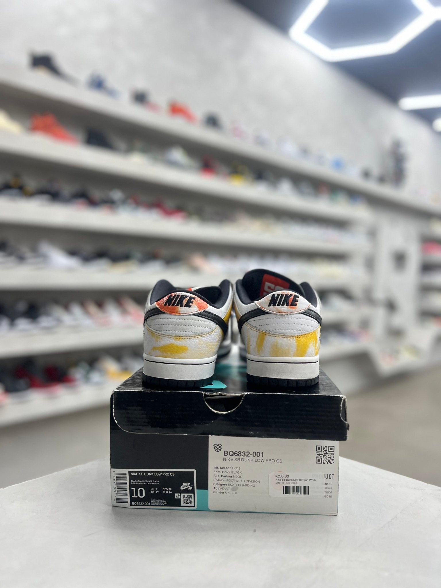 Nike SB Dunk Low Raygun Tie - Dye White (PREOWNED)(REPLACEMENT BOX) - Restock AveNike SB Dunk Low Raygun Tie - Dye White (PREOWNED)(REPLACEMENT BOX)Restock AveRestock Ave1014151539Restock Ave