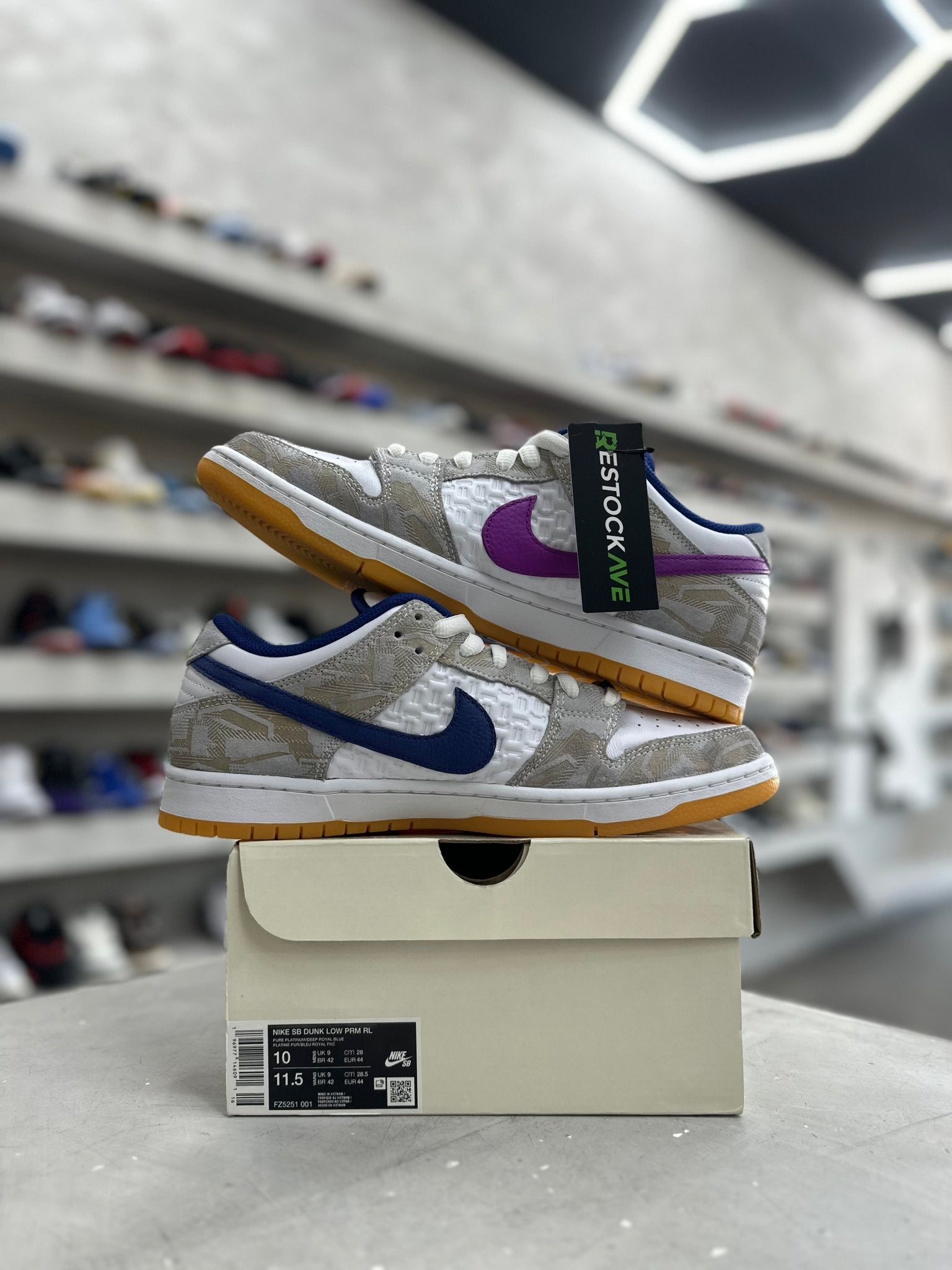 Nike SB Dunk Low Rayssa Leal Sz 10 (PREOWNED) - Restock AveNike SB Dunk Low Rayssa Leal Sz 10 (PREOWNED)Restock AveRestock Ave1095197811Restock Ave