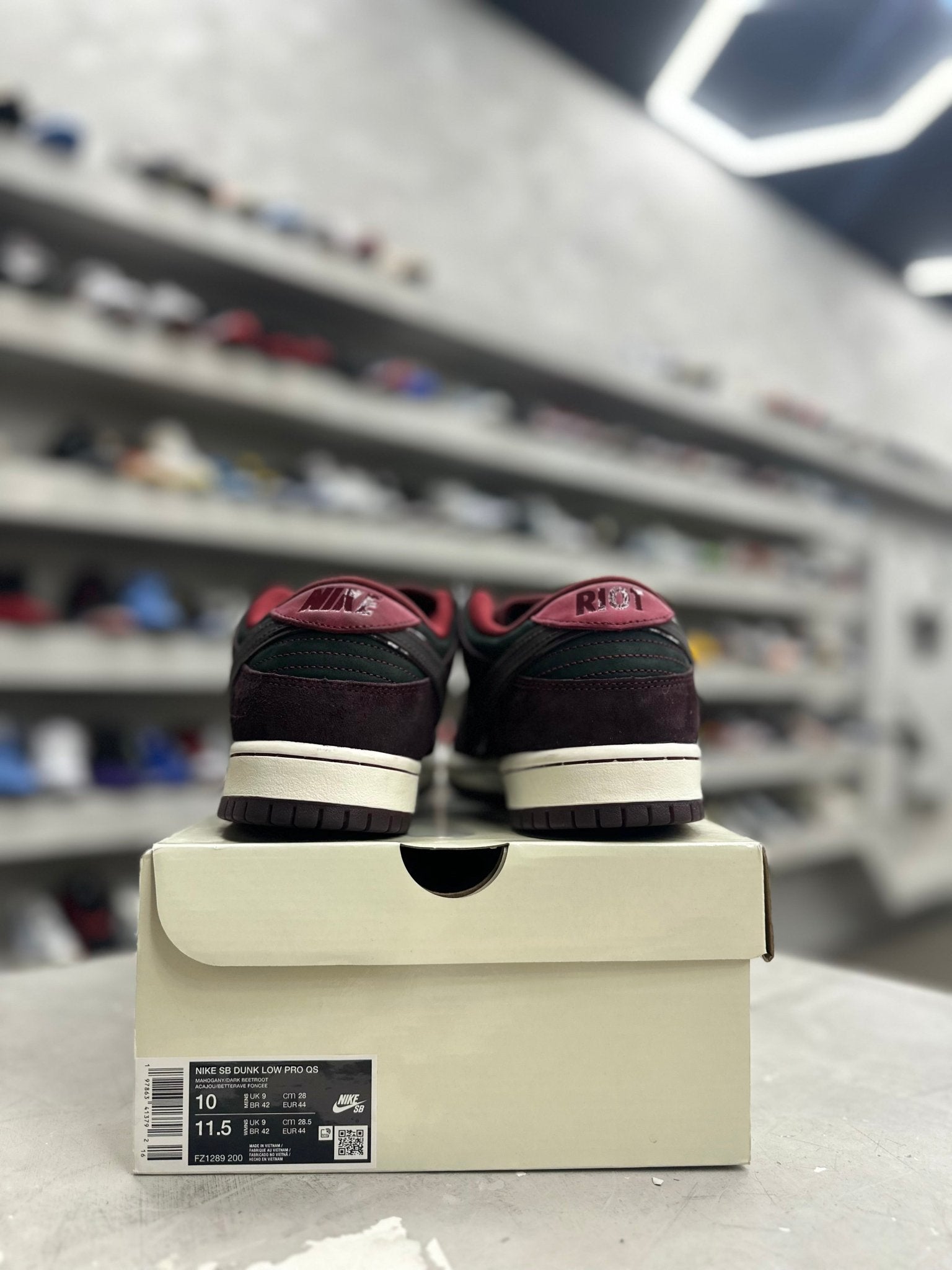 Nike SB Dunk Low Riot Skateshop Sz 10 (PREOWNED) - Restock AveNike SB Dunk Low Riot Skateshop Sz 10 (PREOWNED)Restock AveRestock Ave10Restock Ave