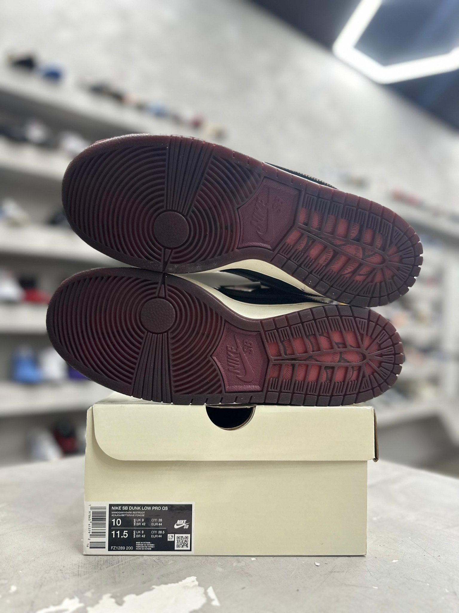 Nike SB Dunk Low Riot Skateshop Sz 10 (PREOWNED) - Restock AveNike SB Dunk Low Riot Skateshop Sz 10 (PREOWNED)Restock AveRestock Ave10Restock Ave