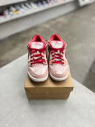 Nike SB Dunk Low StrangeLove Skateboards Sz 10.5 (PREOWNED) (REPLACEMENT BOX) - Restock AveNike SB Dunk Low StrangeLove Skateboards Sz 10.5 (PREOWNED) (REPLACEMENT BOX)Restock AveRestock Ave10.5Restock Ave