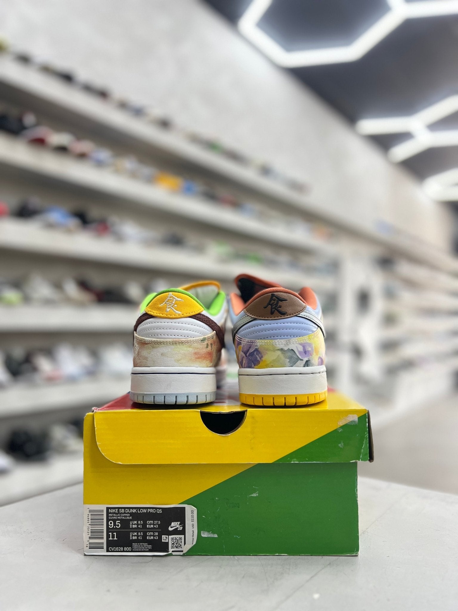 Nike SB Dunk Low Street Hawker Sz 9.5 (PREOWNED) - Restock AveNike SB Dunk Low Street Hawker Sz 9.5 (PREOWNED)Restock AveRestock Ave9.563435891Restock Ave