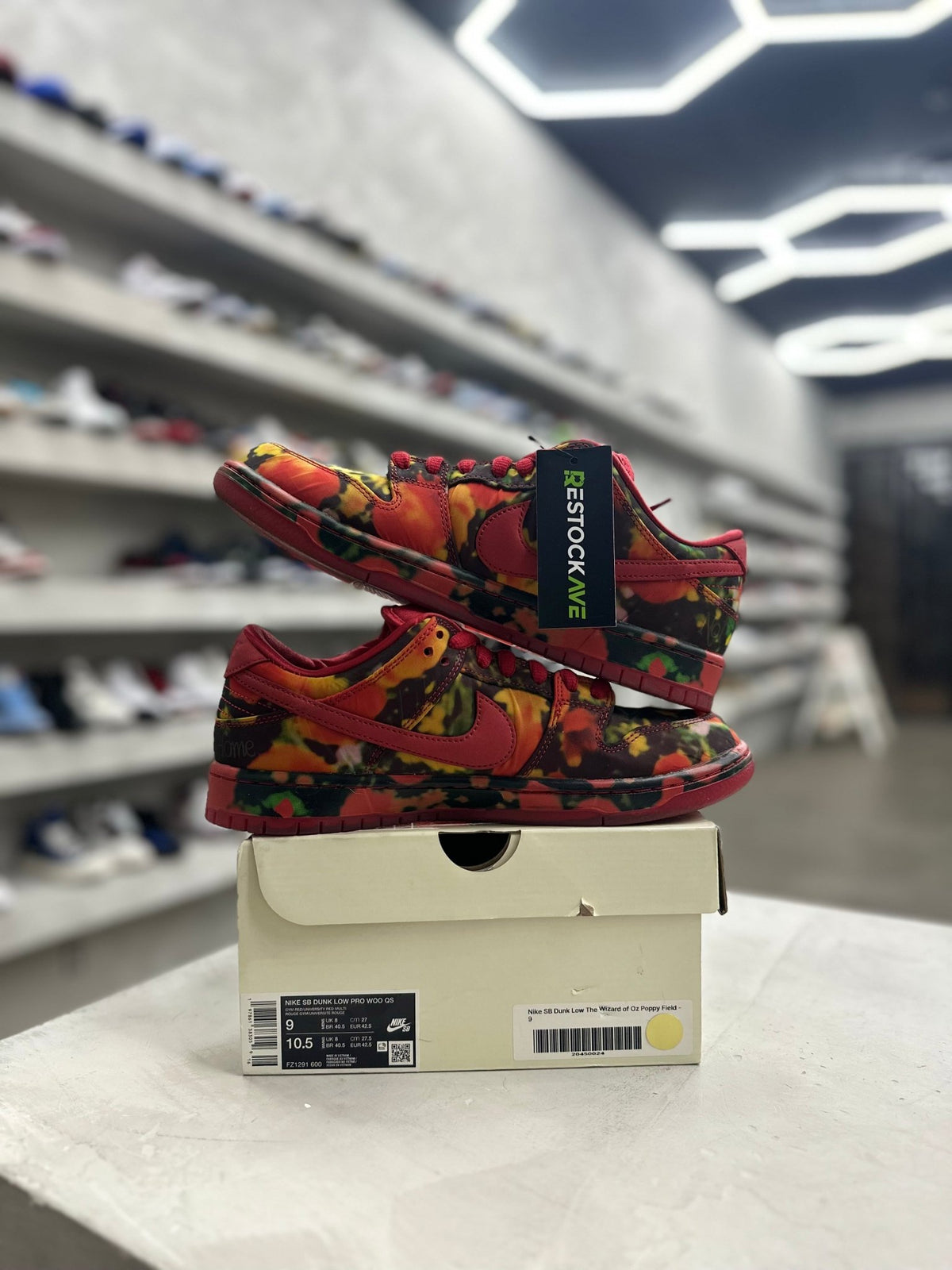 Nike SB Dunk Low The Wizard of Oz Poppy Field Sz 9 (PREOWNED) - Restock AveNike SB Dunk Low The Wizard of Oz Poppy Field Sz 9 (PREOWNED)Restock AveRestock Ave9Restock Ave