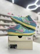 Nike SB Dunk Low Verdy Visty sz 9.5 (preowned) - Restock AveNike SB Dunk Low Verdy Visty sz 9.5 (preowned)Restock AveRestock Ave9.5Restock Ave