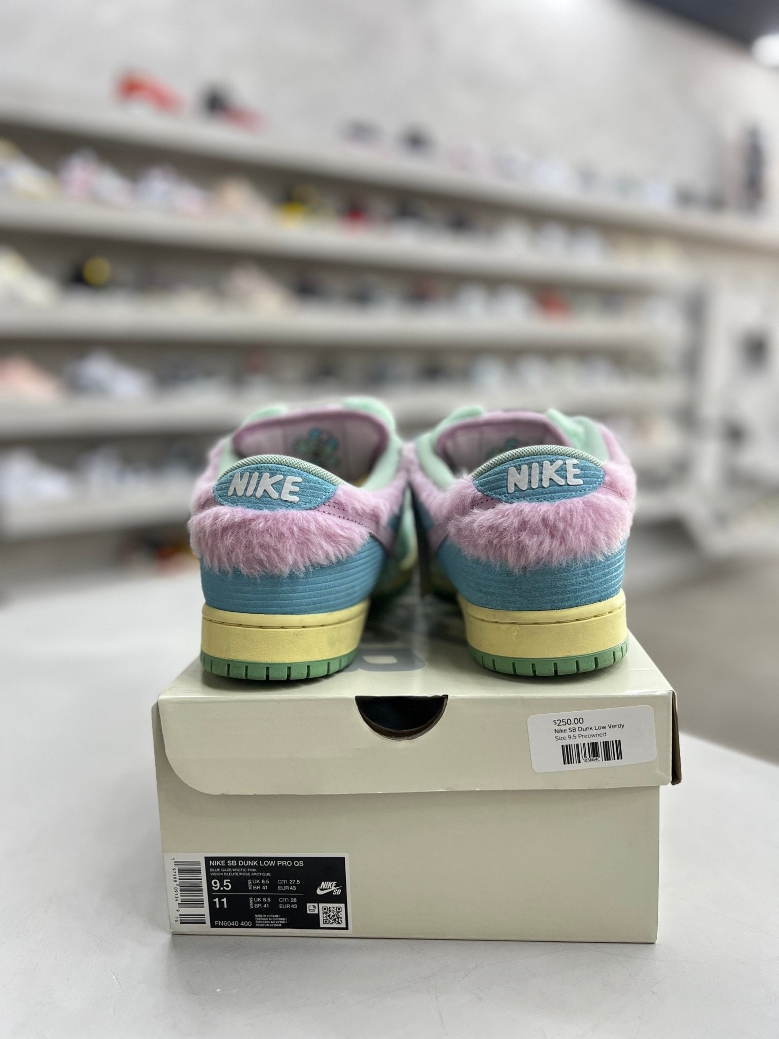 Nike SB Dunk Low Verdy Visty sz 9.5 (preowned) - Restock AveNike SB Dunk Low Verdy Visty sz 9.5 (preowned)Restock AveRestock Ave9.5Restock Ave