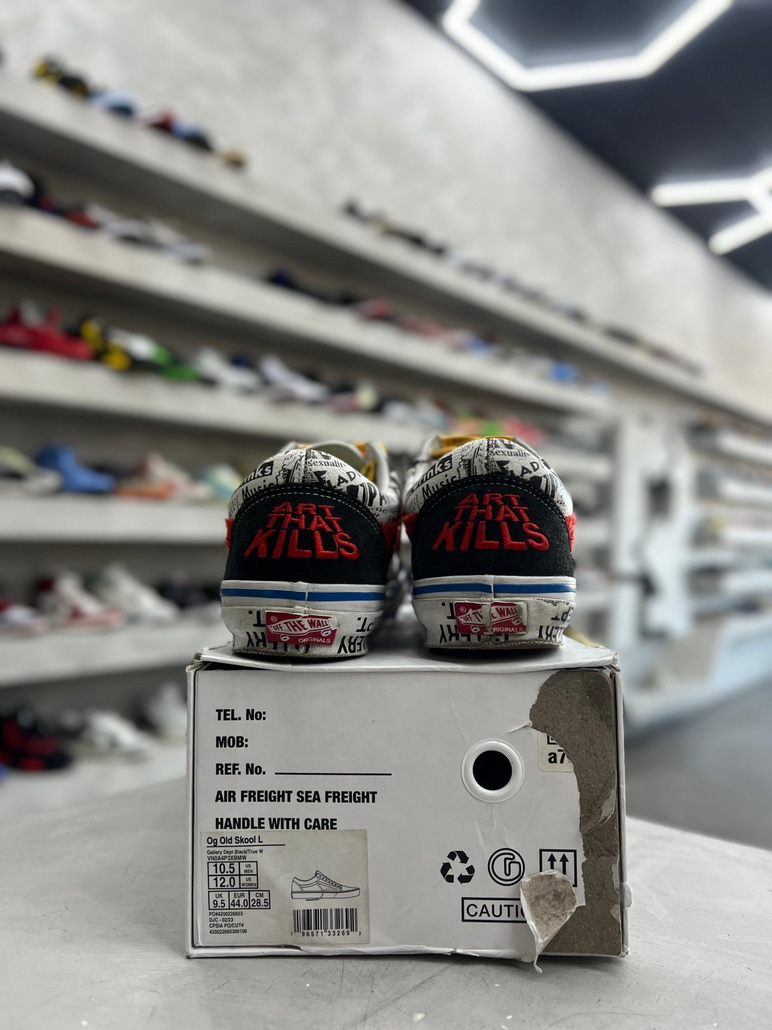 Vans OG Old Skool LX Gallery Dept. Good Luck Sz 10.5 (PREOWNED) - Restock AveVans OG Old Skool LX Gallery Dept. Good Luck Sz 10.5 (PREOWNED)Restock AveRestock Ave10.5Restock Ave